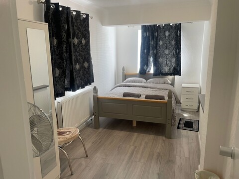 OYO 바라카 에지웨어