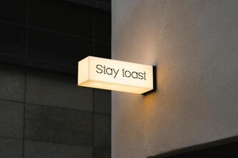 신림 스테이 토스트