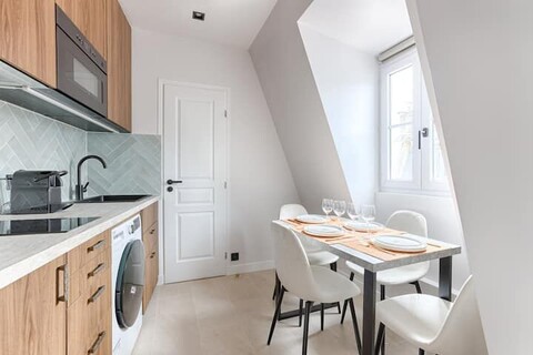 파리 럭셔리 독채 (에투알 개선문)