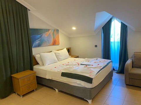 카사 데 레비시 호텔 올루데니즈