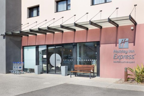 홀리데이 인 익스프레스 마르세유 에어포트 바이 IHG