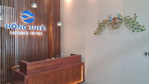 홍 투옛 마리나 호텔