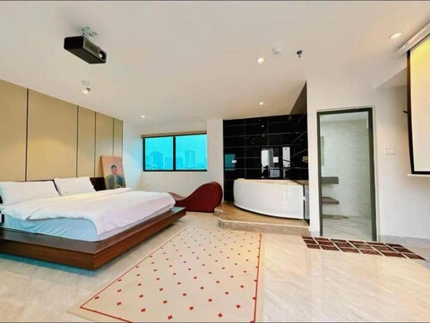 BT 홈스테이 322 미딘