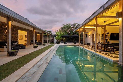 럭스 발리 1 빌라 바이 베터플레이스