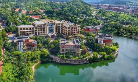 마운트 사우스 온 더 워터 호텔