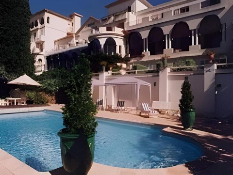 Auberge De La Calanque