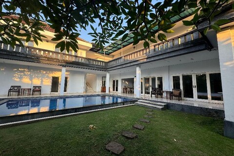 Rama - Laksmi Guesthouse By Zuzu