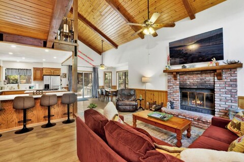 Four Little Bears Cabin #2490