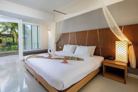 임프레스 리조트