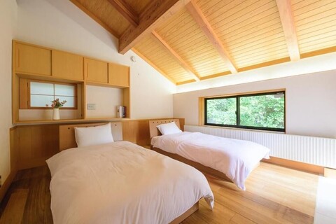 하코네 코모레비안