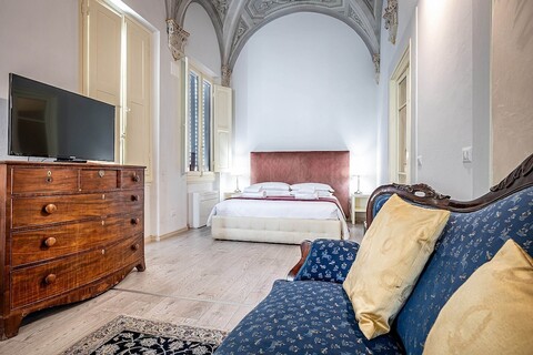 레지덴차 데포카 팔라초 리블렛