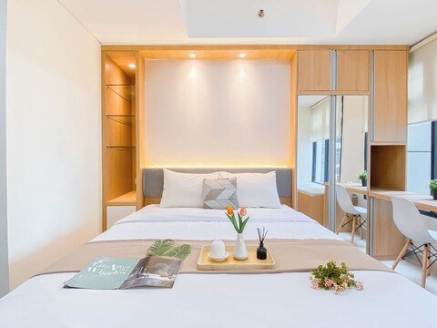 폴룩스 채드스톤 아파트먼트의 따뜻한 톤 스튜디오