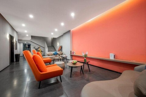 Xishang Hotel (Chengdu Yipin World Yihan Road East Subway Station)