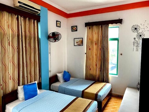 알렉스 하롱 호텔 & 호스텔