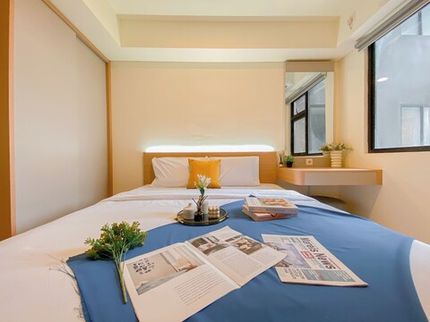 메이카르타 아파트먼트의 아늑하고 따뜻한 톤의 스튜디오