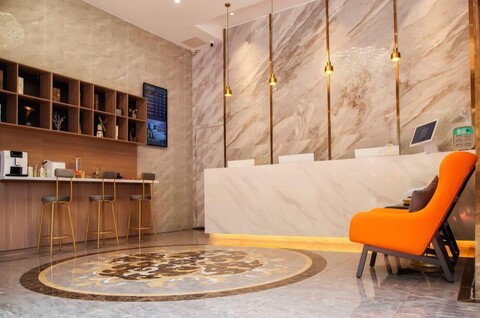 Hilda Hotel (Shenzhen Pingshanwei Metro Station)
