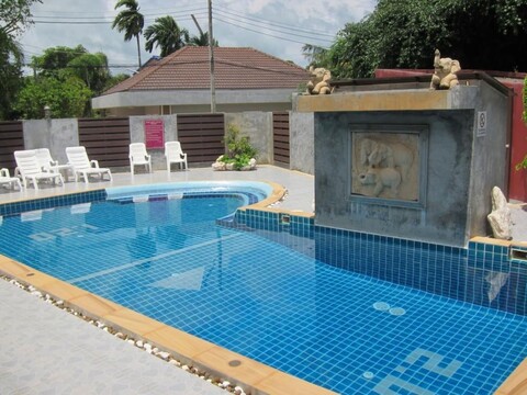 포레스트 방갈로 & 마마의 레스토랑