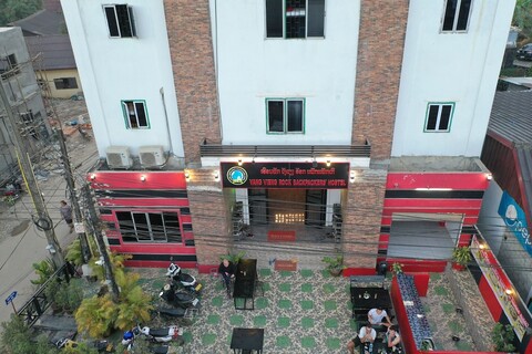 방비엥 록 백패커 호스텔