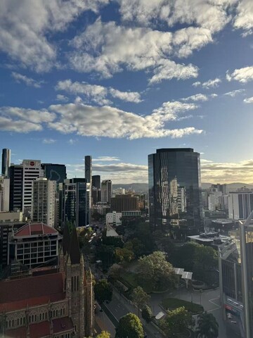 브리즈번 CBD 중심 아파트먼트 (헬스장, 수영장)