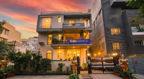FabHotel Pooja Residency