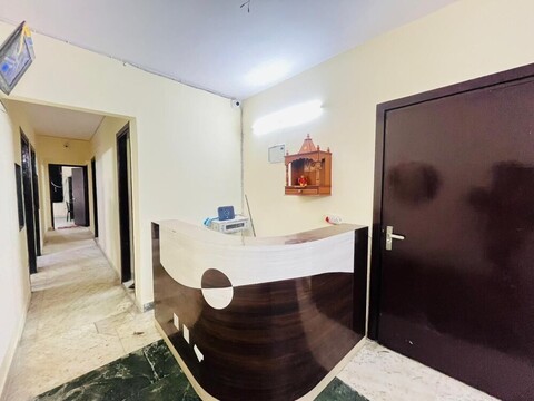 룸샬라 호텔 크라운