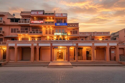 FabHotel Khandaka Mahal