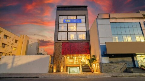 FabHotel Veda Inn