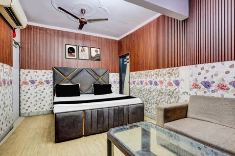 SPOT ON by OYO Diamond Hotel