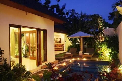 발리 젠 빌라 로터스 크로보칸