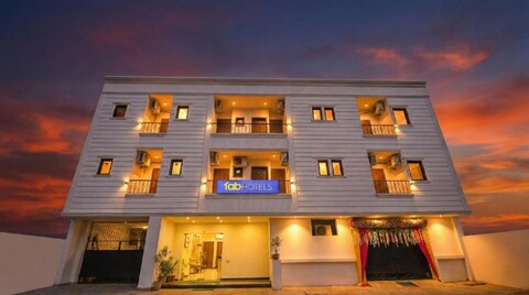 FabHotel White House Tilak Nagar