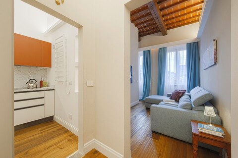 필라스트리 - 플로 아파트먼트