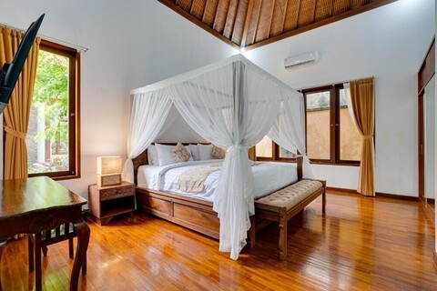 빌라 바울리유안 - 짐바란