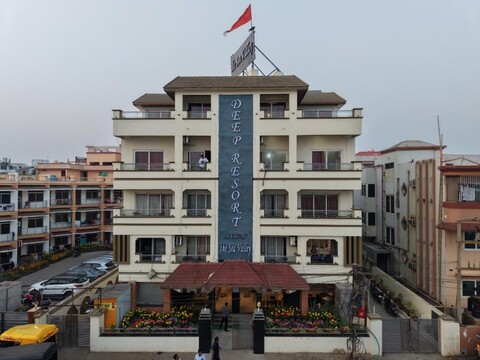 The Sea Valley Beach front Hotel