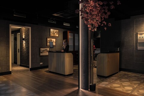 Hotel Twenty-Three Amsterdam Airport = 호텔 트웬티-쓰리 암스테르담 에어포트