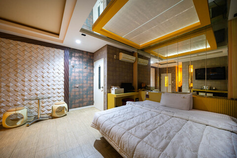 김해 장유 V 모텔