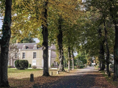 머큐어 데무 드뫼르 드 캉파뉴 파크 뒤 쿠드레