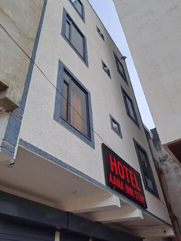 Hotel Aana Inn Stay 