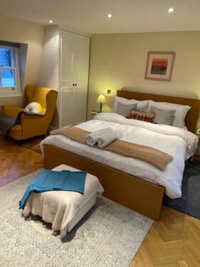 Clareville apartment