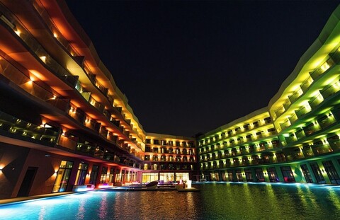 보코 두바이, 유럽의 중심, IHG 제공