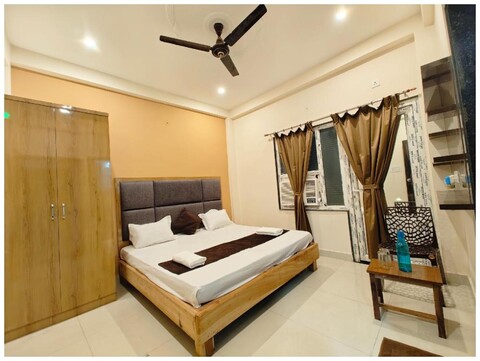 Goroomgo Kashika Residency Varanasi