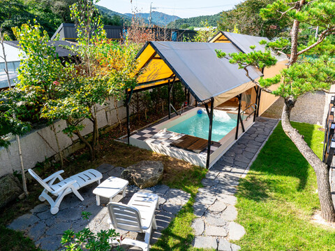 가평 네츄럴밸리 풀램핑 4계절 온수풀