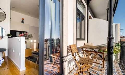 노마드스 네토&서브웨이, 로맨틱 테라스