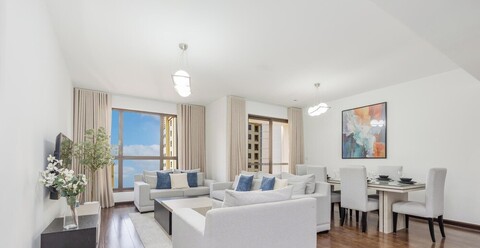 럭스 더 무르잔 씨 뷰 스위트 2