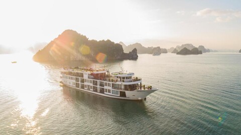 Verdure Lotus Grandeur Cruise on Ha Long Bay