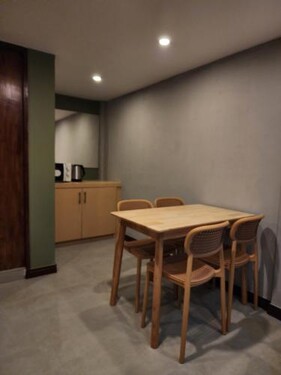 Greenway Studio - Biophilic Stay Near Picnic Grove Tagaytay