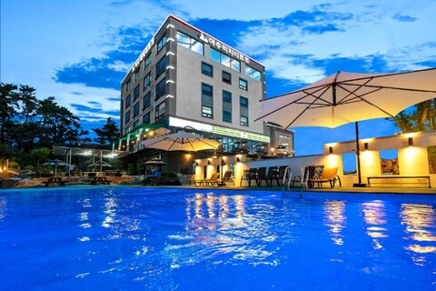 Yeosu Beach Resort Pension