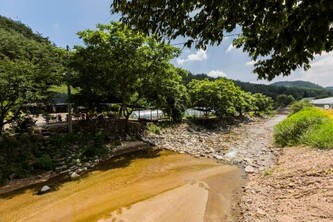 홍천 별빛흐르는마을 펜션