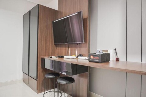 Nice and Comfort Studio at West Vista Apartment By Travelio