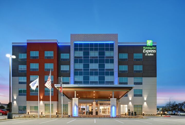 홀리데이 인 익스프레스 & 스위트 휴스턴 - 메모리얼 시티 센터 바이 IHG-i