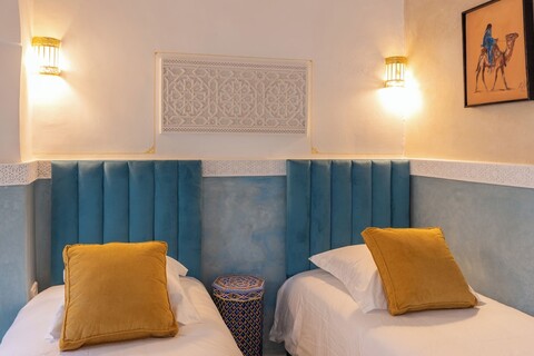 팔레 엘 아바시아